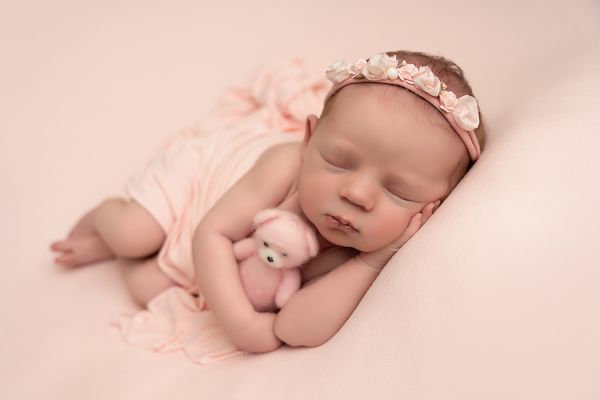 newborn photographer leeds