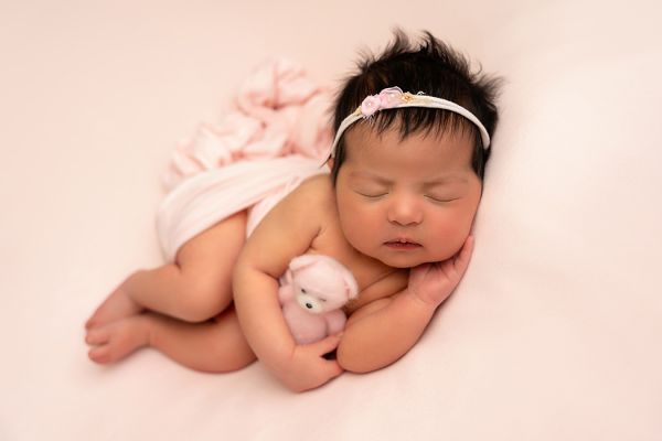 newborn photography leeds