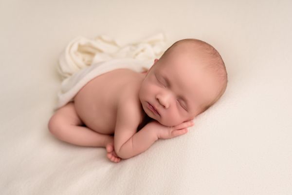 newborn photography leeds